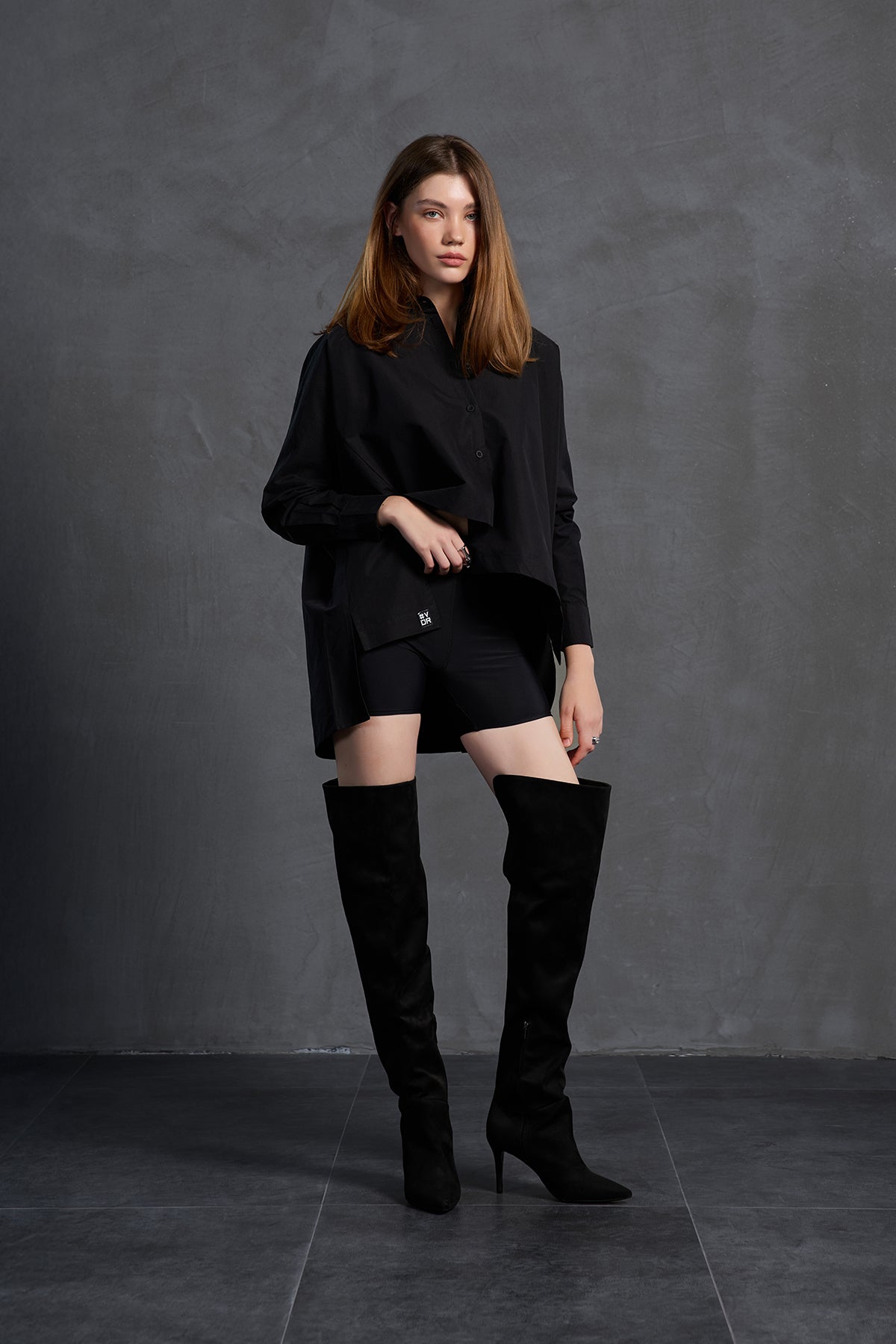 Black Asymmetric Oversize Poplin Shirt 18049