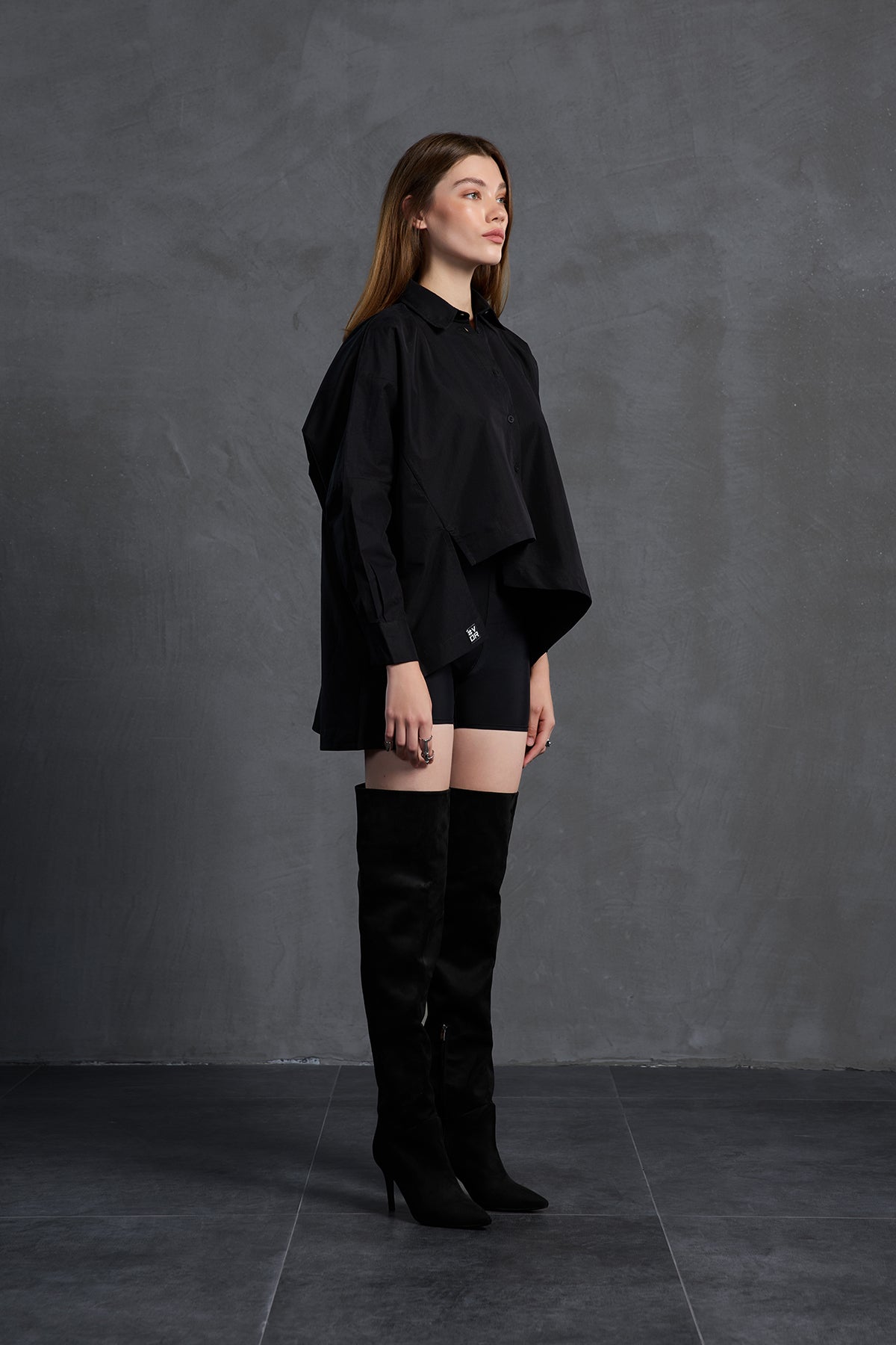 Black Asymmetric Oversize Poplin Shirt 18049