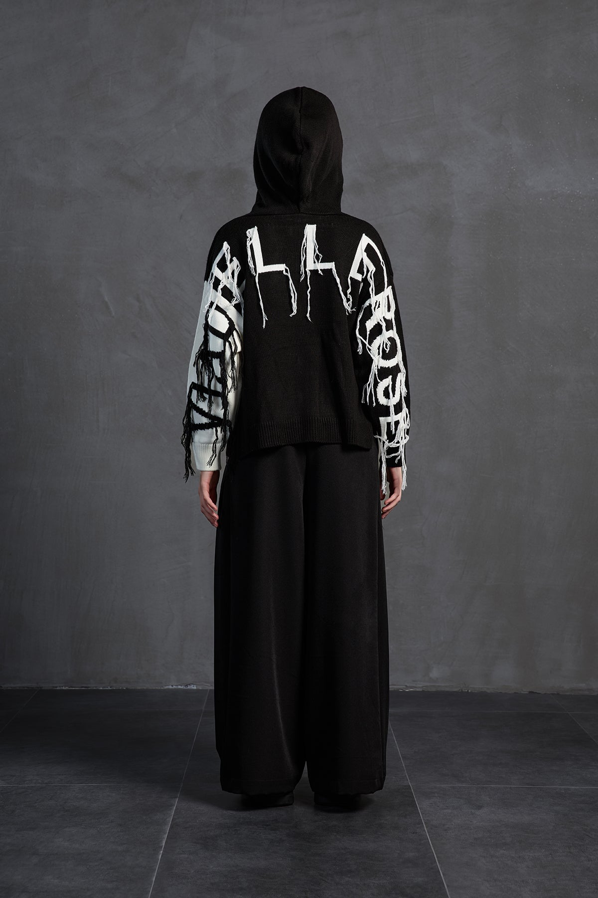 Black Off White Zip-up Oversize Knit Sweater 18070