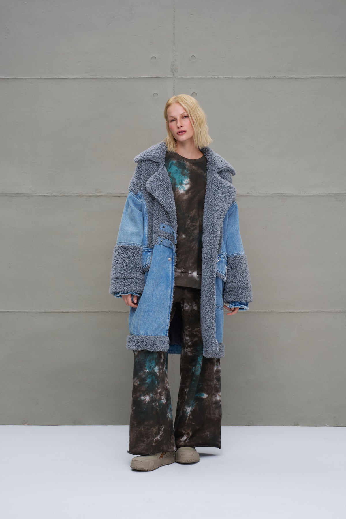 Blue Faux Fur Belted Denim Coat 18077