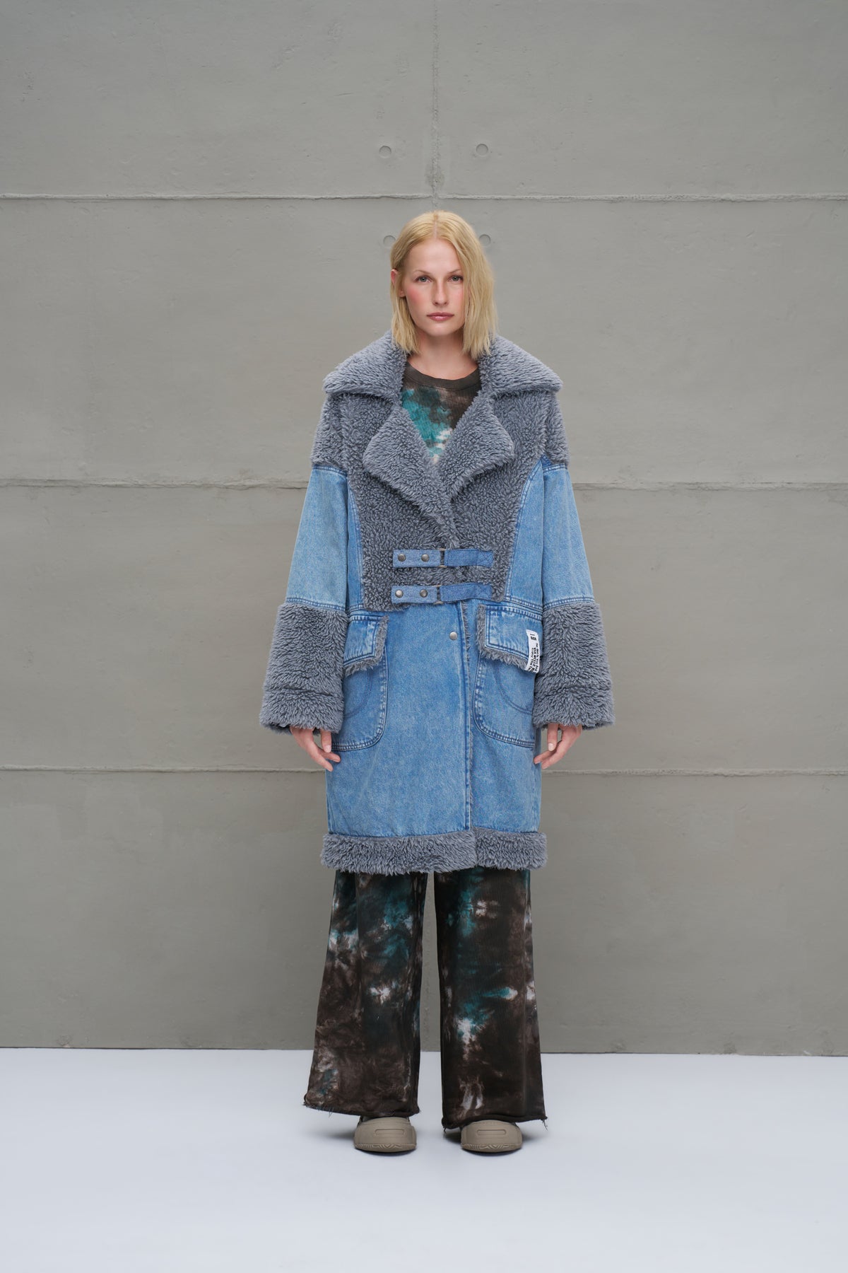 Blue Faux Fur Belted Denim Coat 18077
