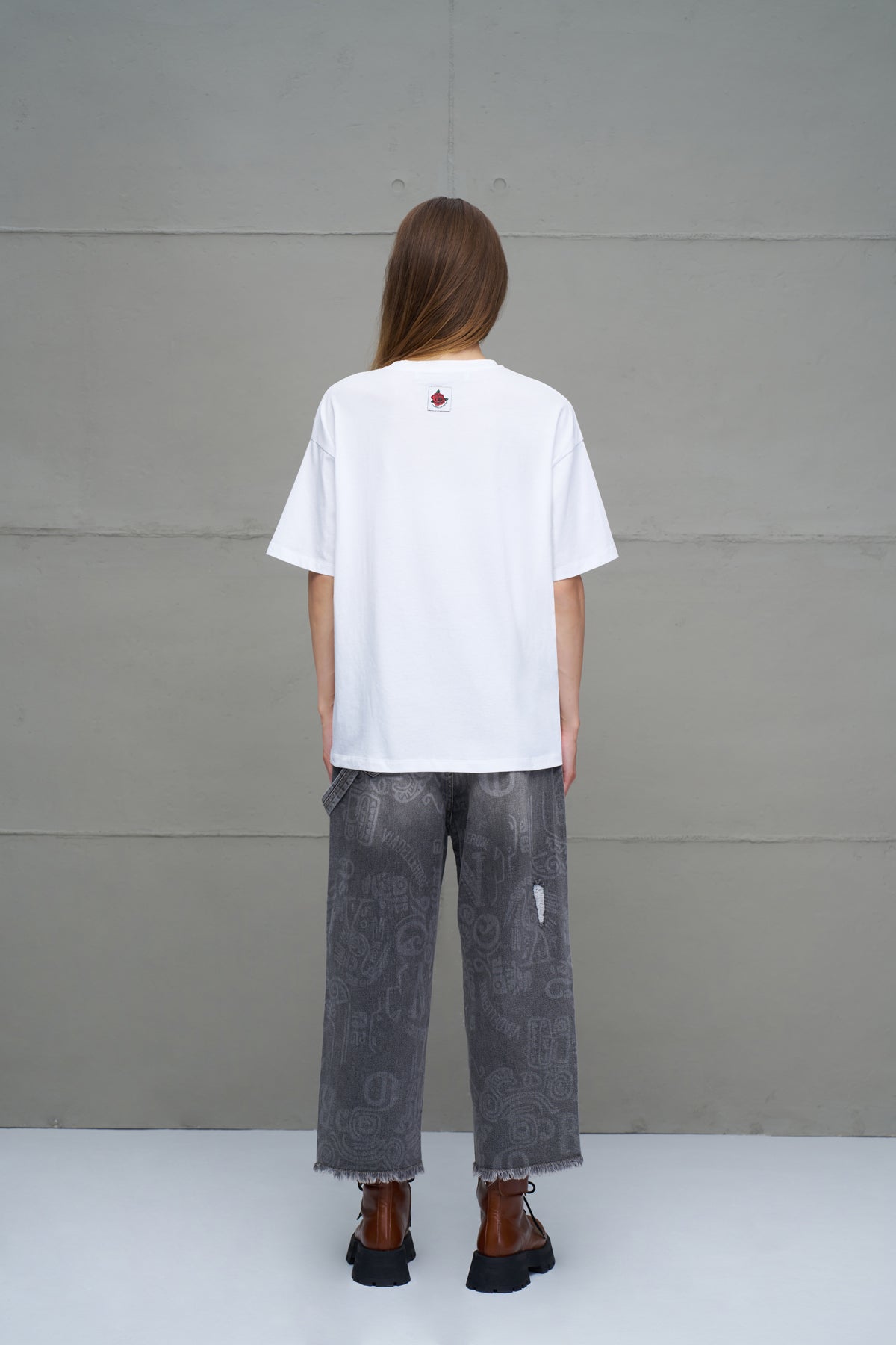 White Beaded Lettering Oversize T-shirt 18243