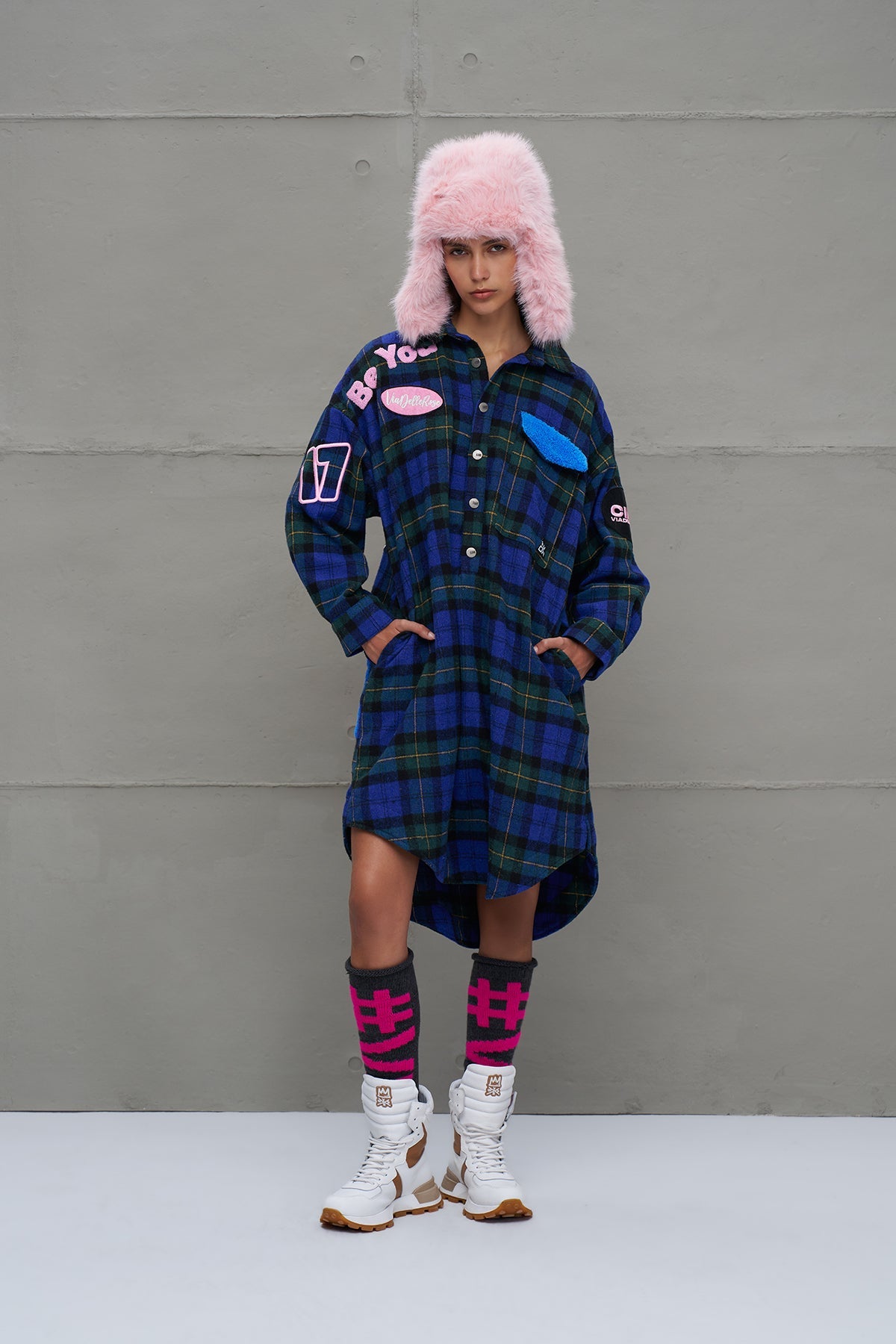 Anthracite Pink Logo Detailed Armless 18287